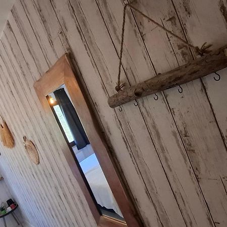 Dikke Vriend , Herberg & Taverne ชินี ภายนอก รูปภาพ