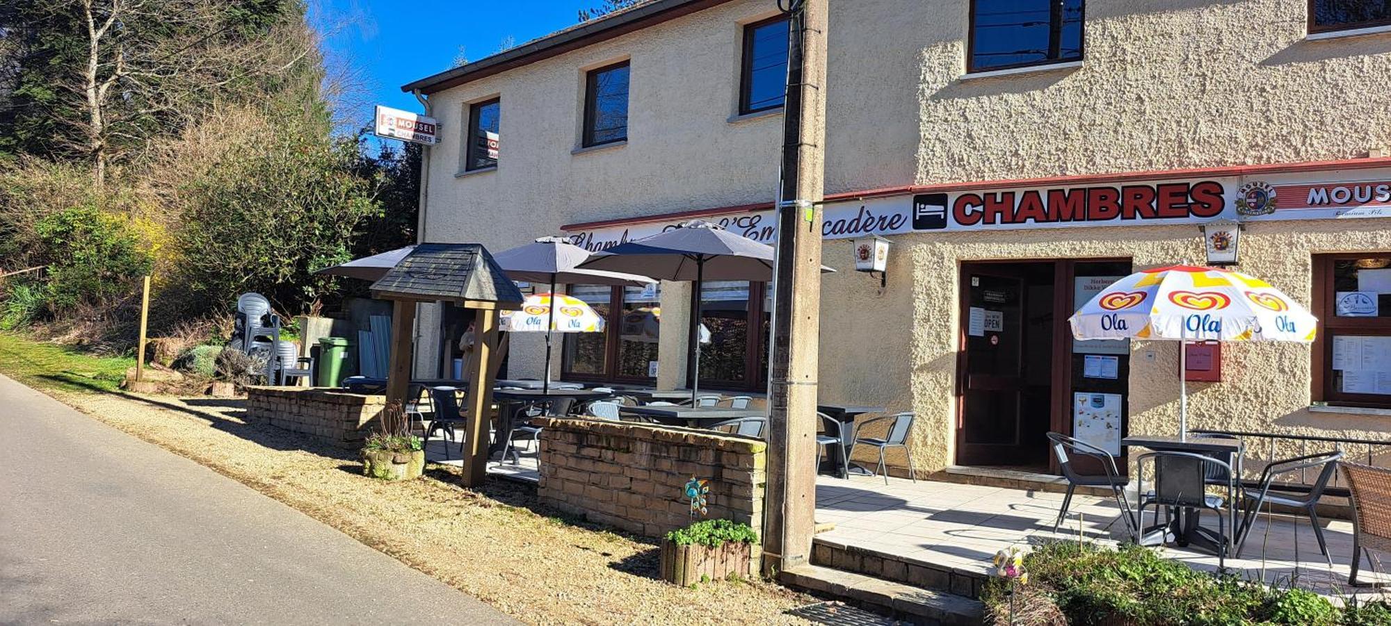 Dikke Vriend , Herberg & Taverne ชินี ภายนอก รูปภาพ